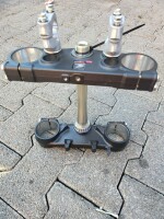 Gabelbrücke schwarz CRF450 21- / 250 22-